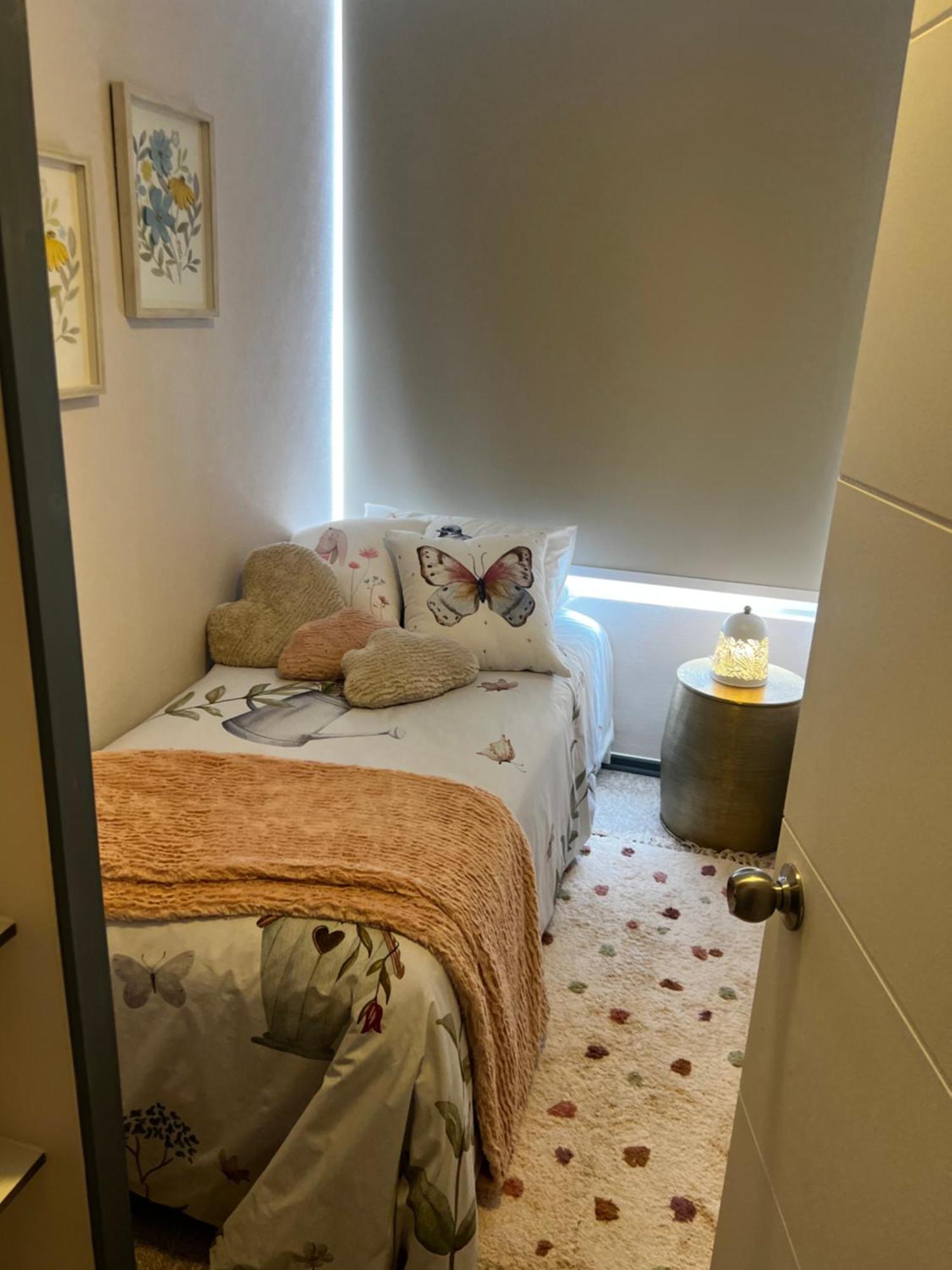 Comodo Y Nuevo De Dpto En El Centro De La Ciudad, Cercano A Mall Patio Rancagua, Centro Comerciales, Estacionamiento Privado, Wifi, Apartamento *